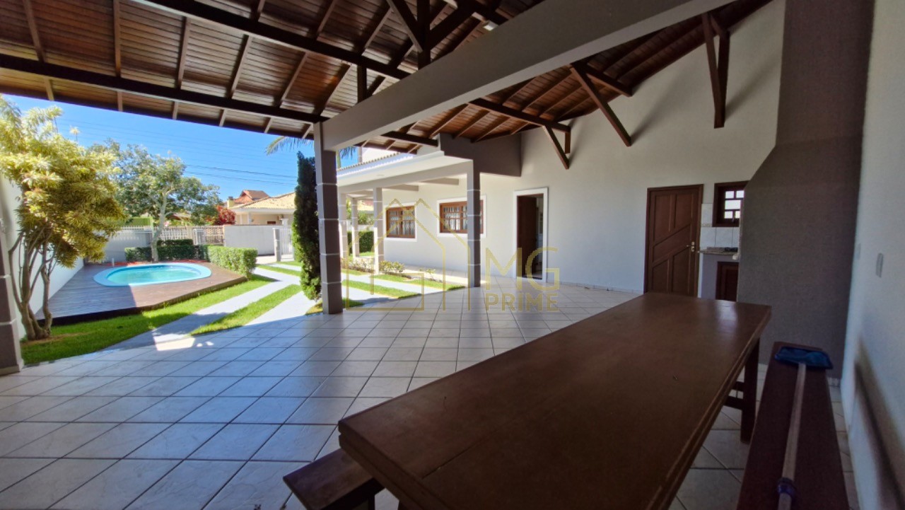 Casa à venda com 4 quartos, 240m² - Foto 9