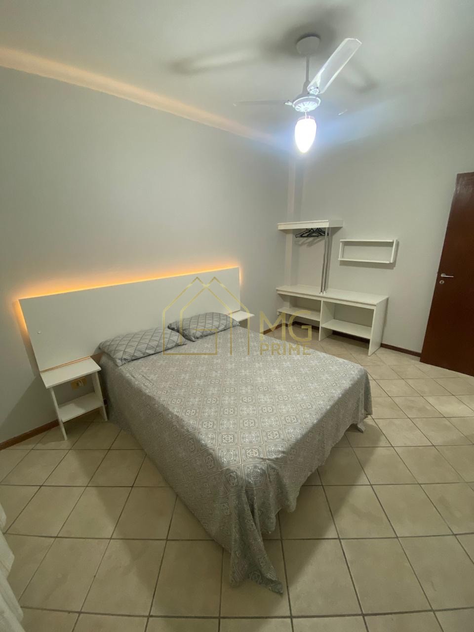 Apartamento à venda com 2 quartos, 75m² - Foto 7