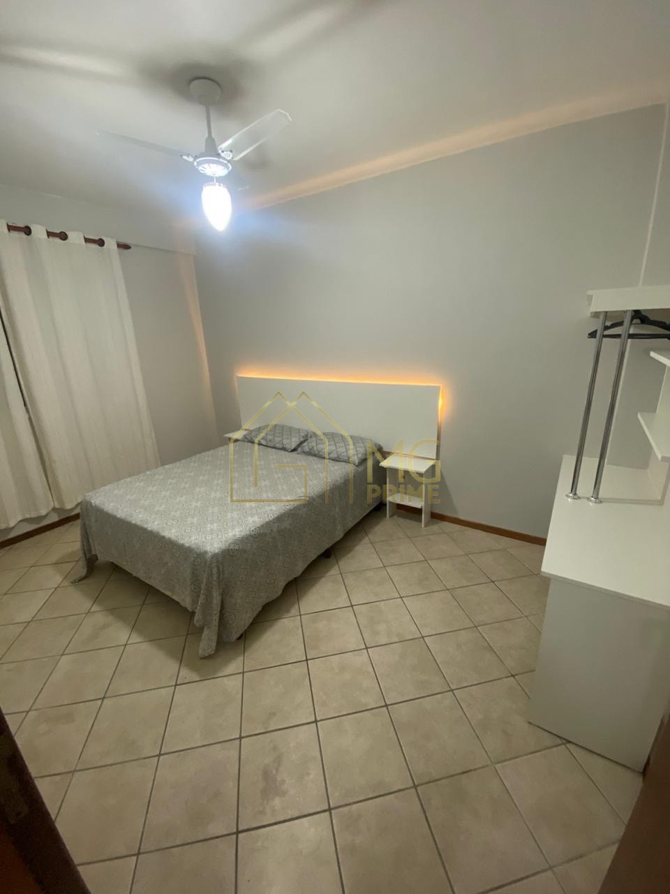 Apartamento à venda com 2 quartos, 75m² - Foto 5