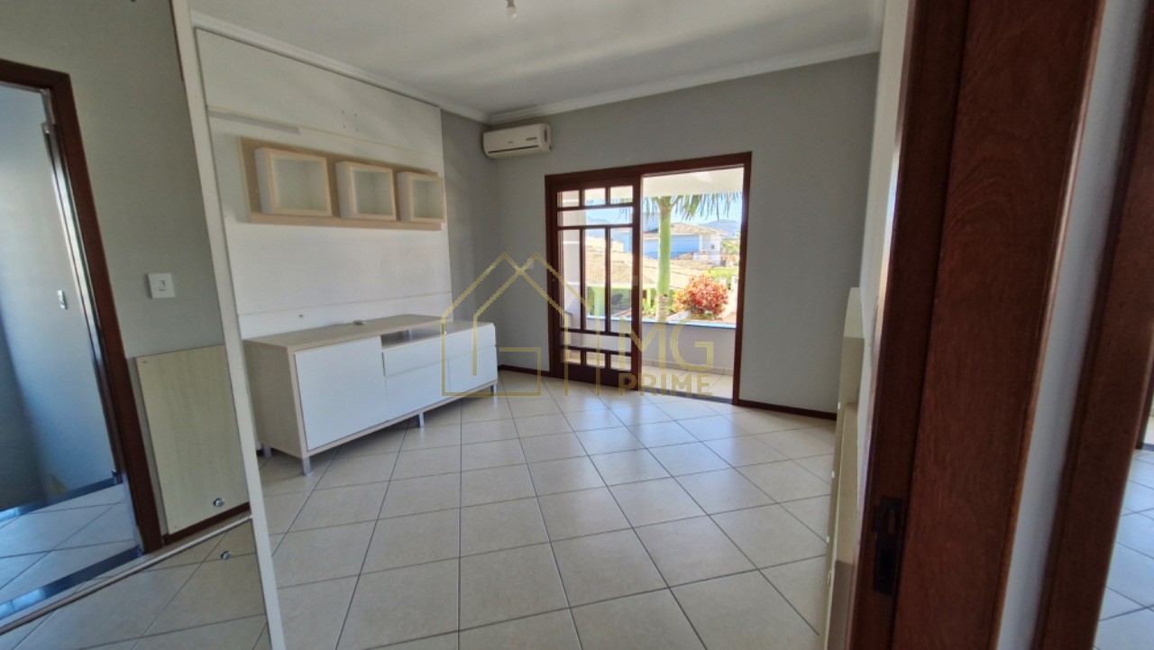 Casa à venda com 4 quartos, 240m² - Foto 31