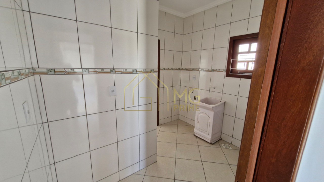 Casa à venda com 4 quartos, 240m² - Foto 20