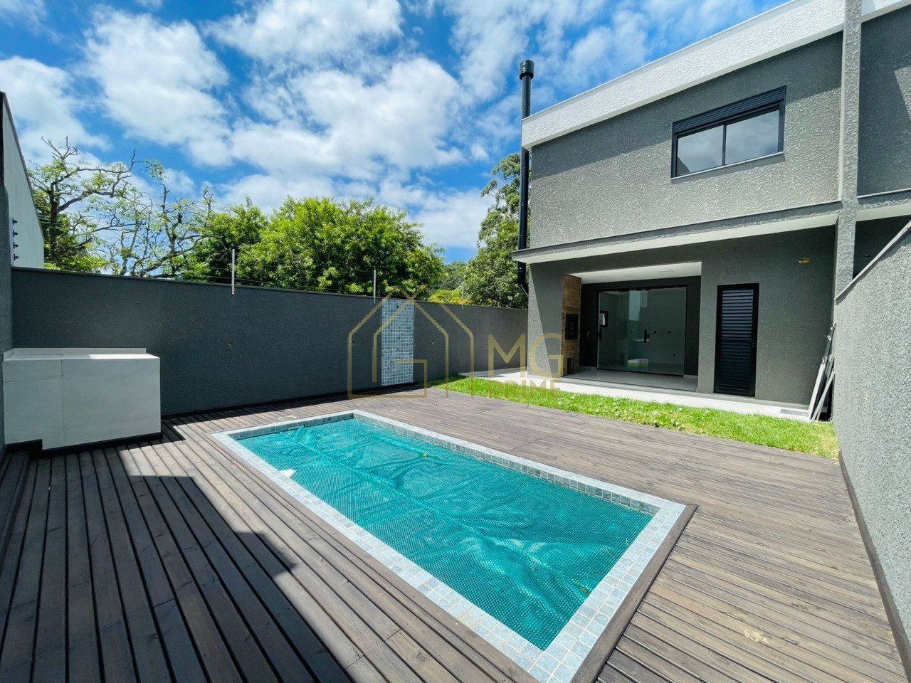 Casa, 3 quartos, 172 m² - Foto 2