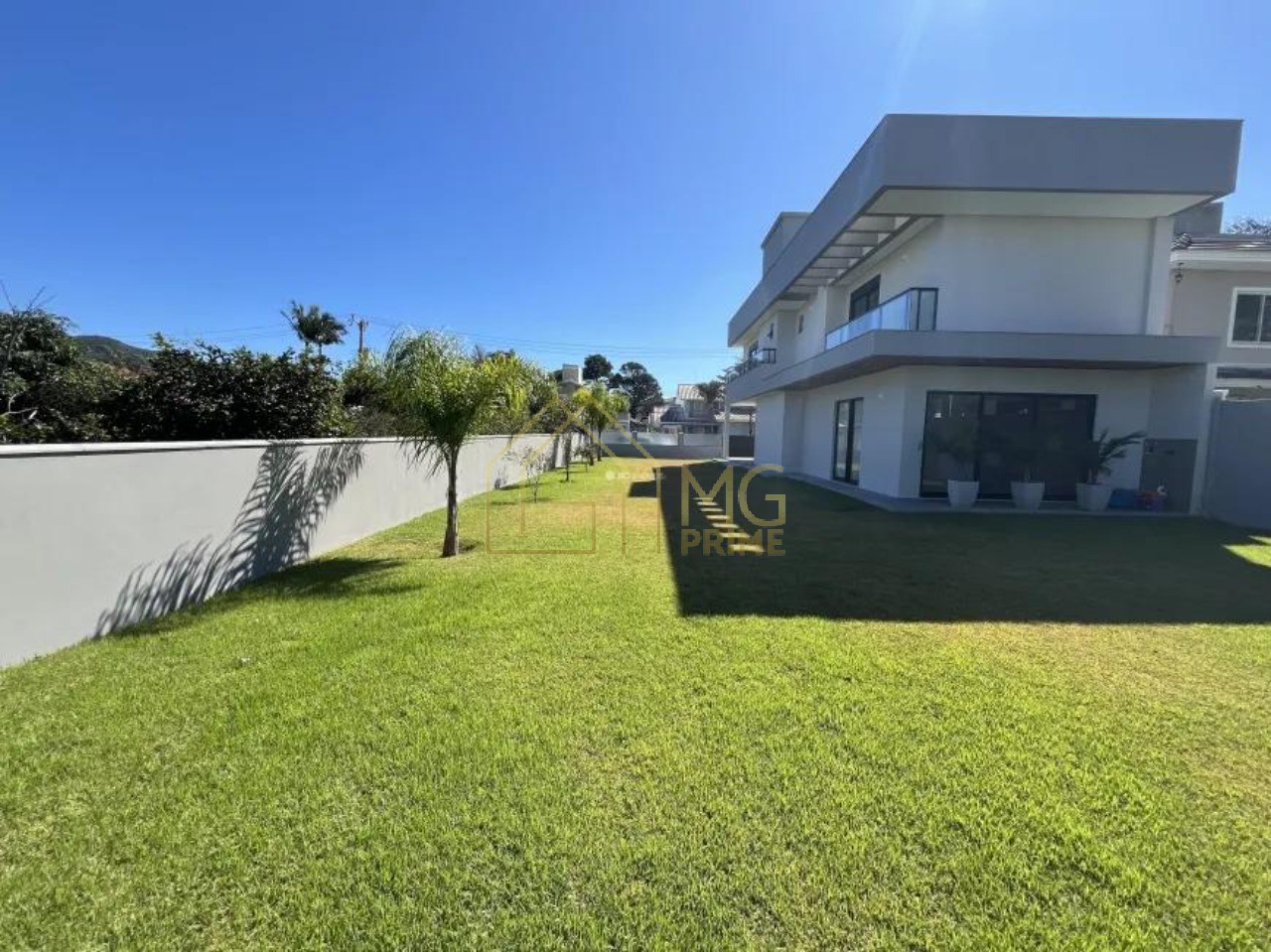Casa, 3 quartos, 230 m² - Foto 2