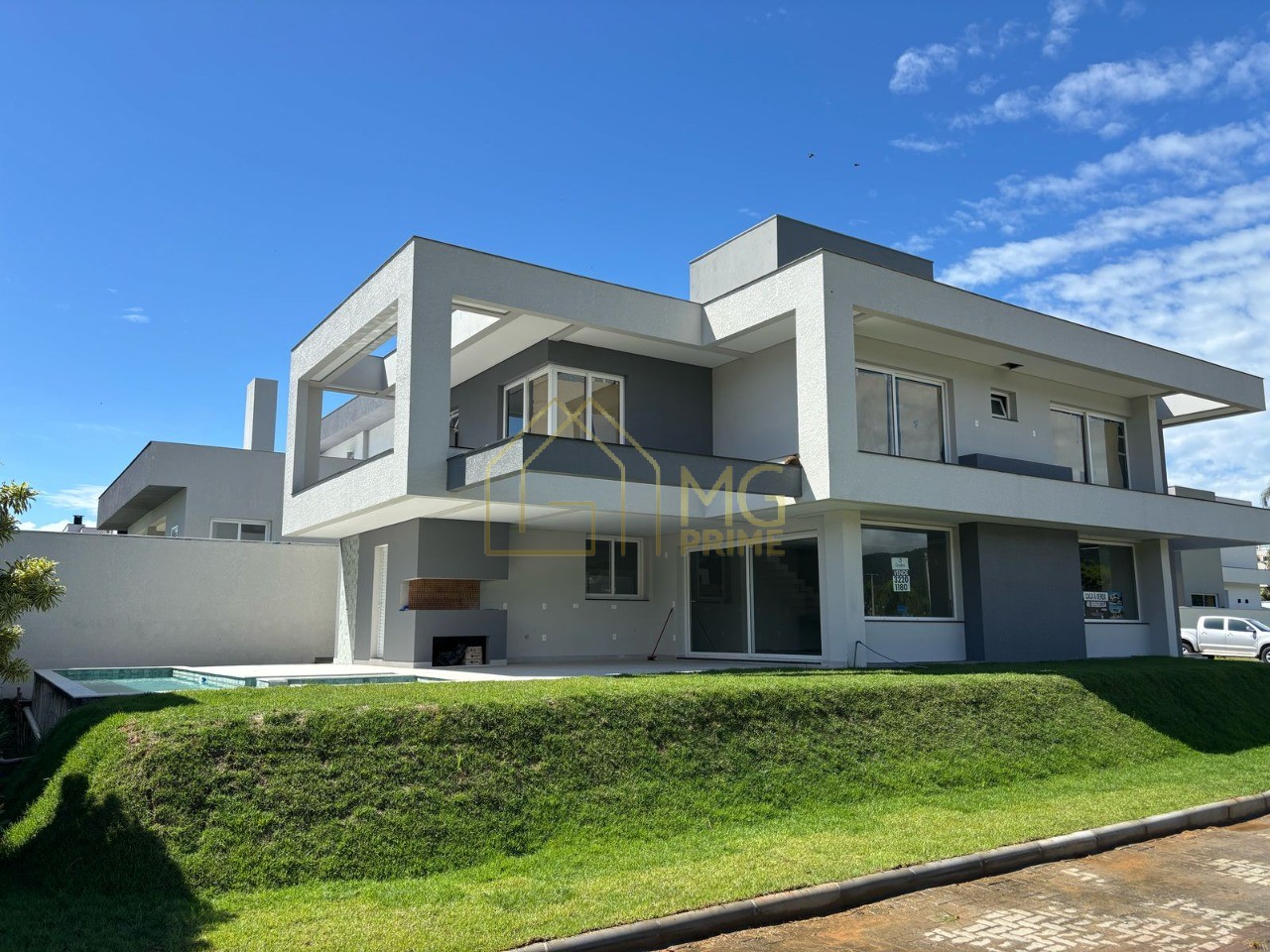 Casa, 4 quartos, 647 m² - Foto 1
