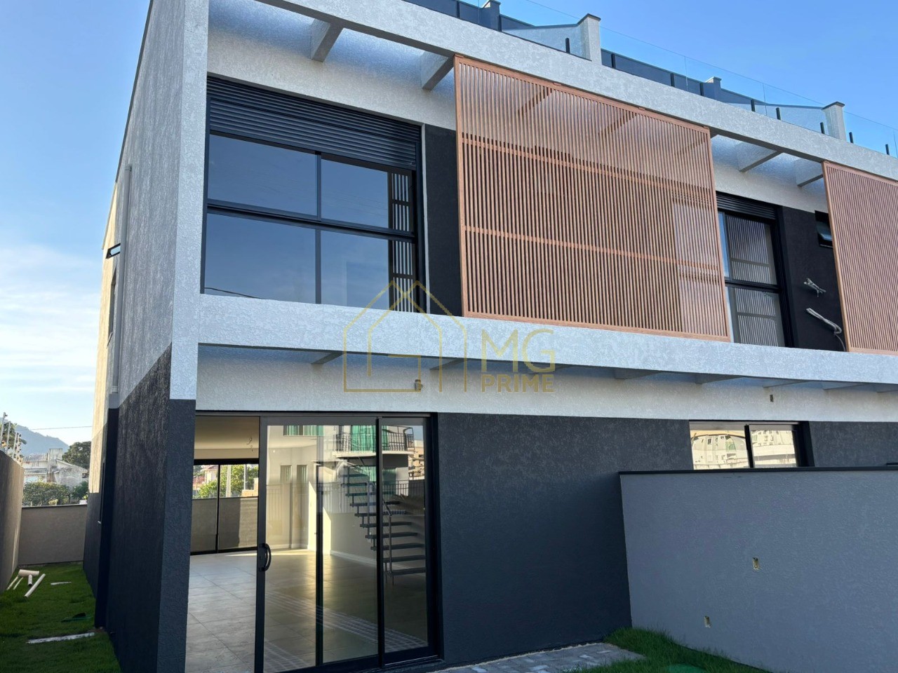 Casa, 3 quartos, 201 m² - Foto 2