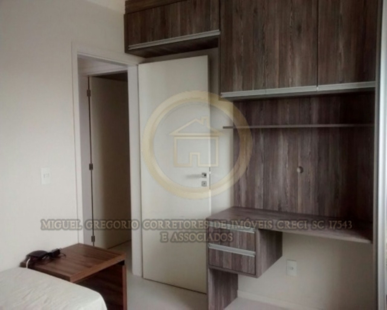 Apartamento à venda com 2 quartos, 85m² - Foto 10