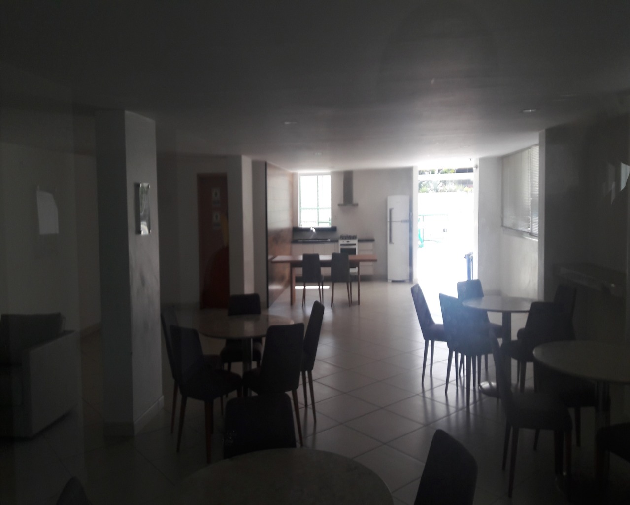 Apartamento à venda com 2 quartos, 67m² - Foto 13