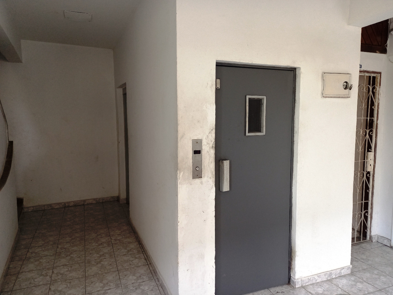 Apartamento à venda com 1 quarto, 40m² - Foto 7