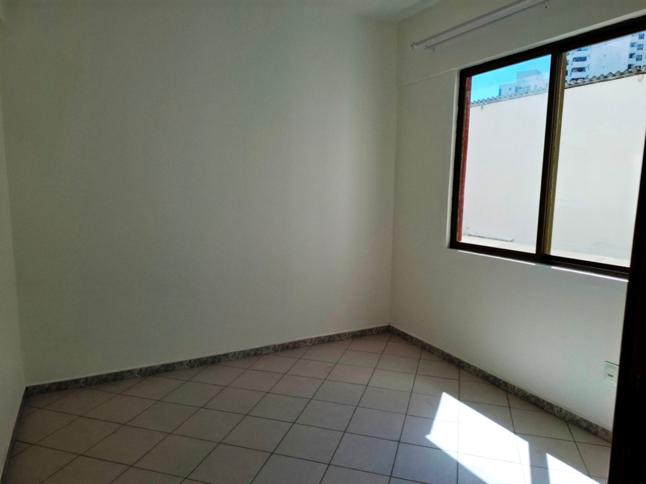 Apartamento à venda com 2 quartos, 63m² - Foto 20