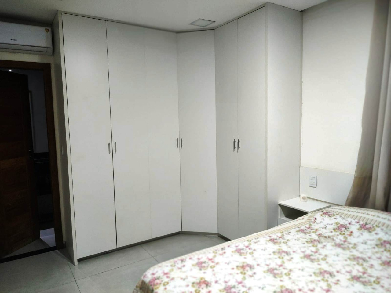 Casa à venda com 4 quartos, 200m² - Foto 15