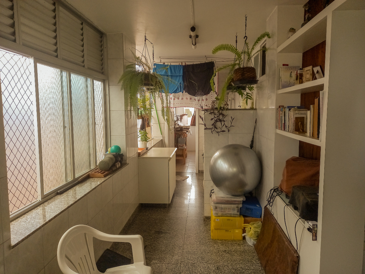 Apartamento à venda com 4 quartos, 200m² - Foto 11