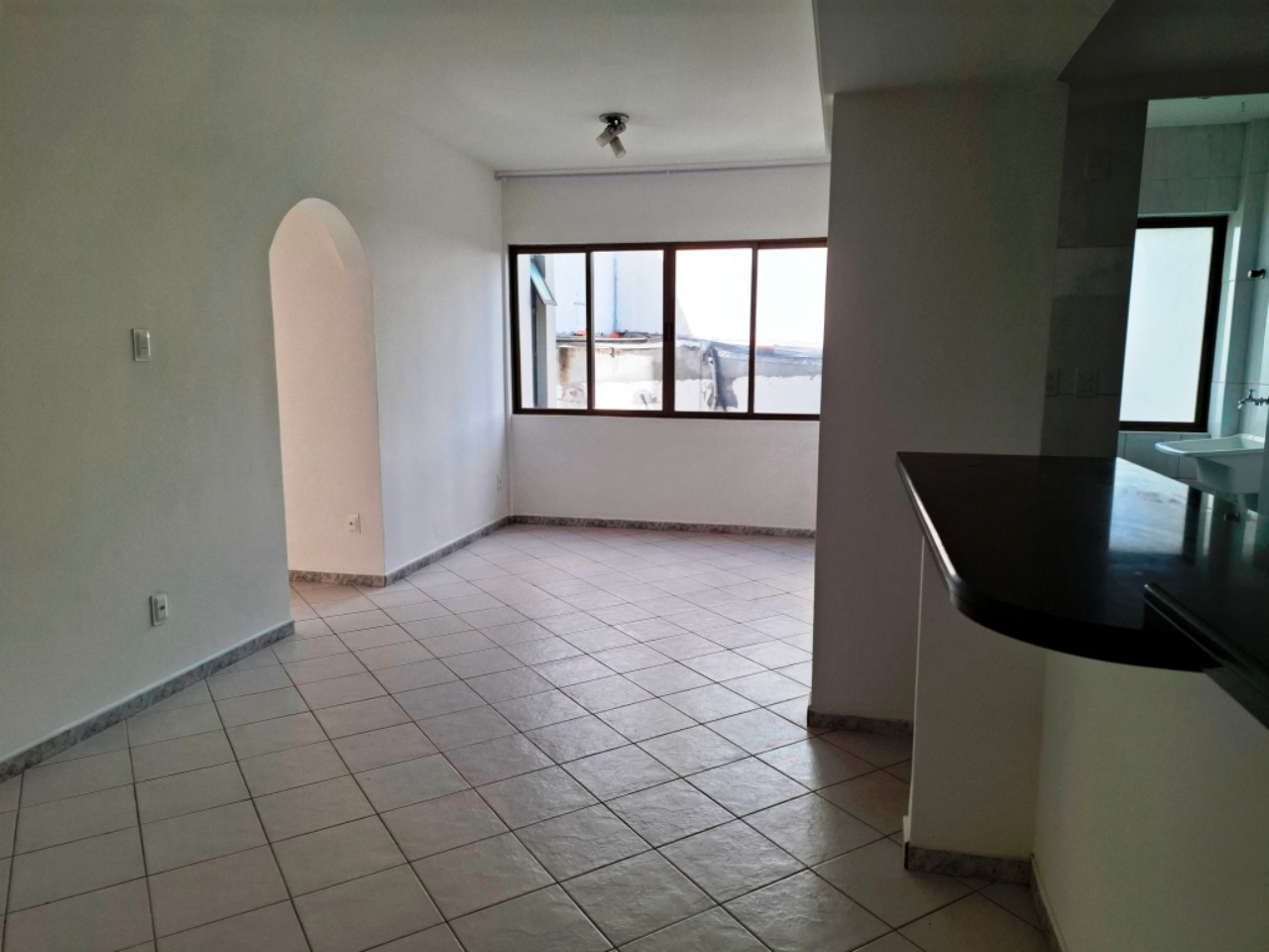 Apartamento à venda com 2 quartos, 63m² - Foto 12