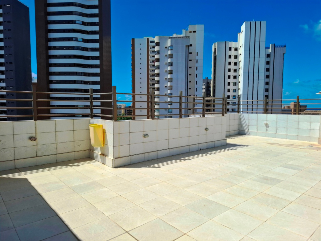 Apartamento à venda com 2 quartos, 63m² - Foto 8