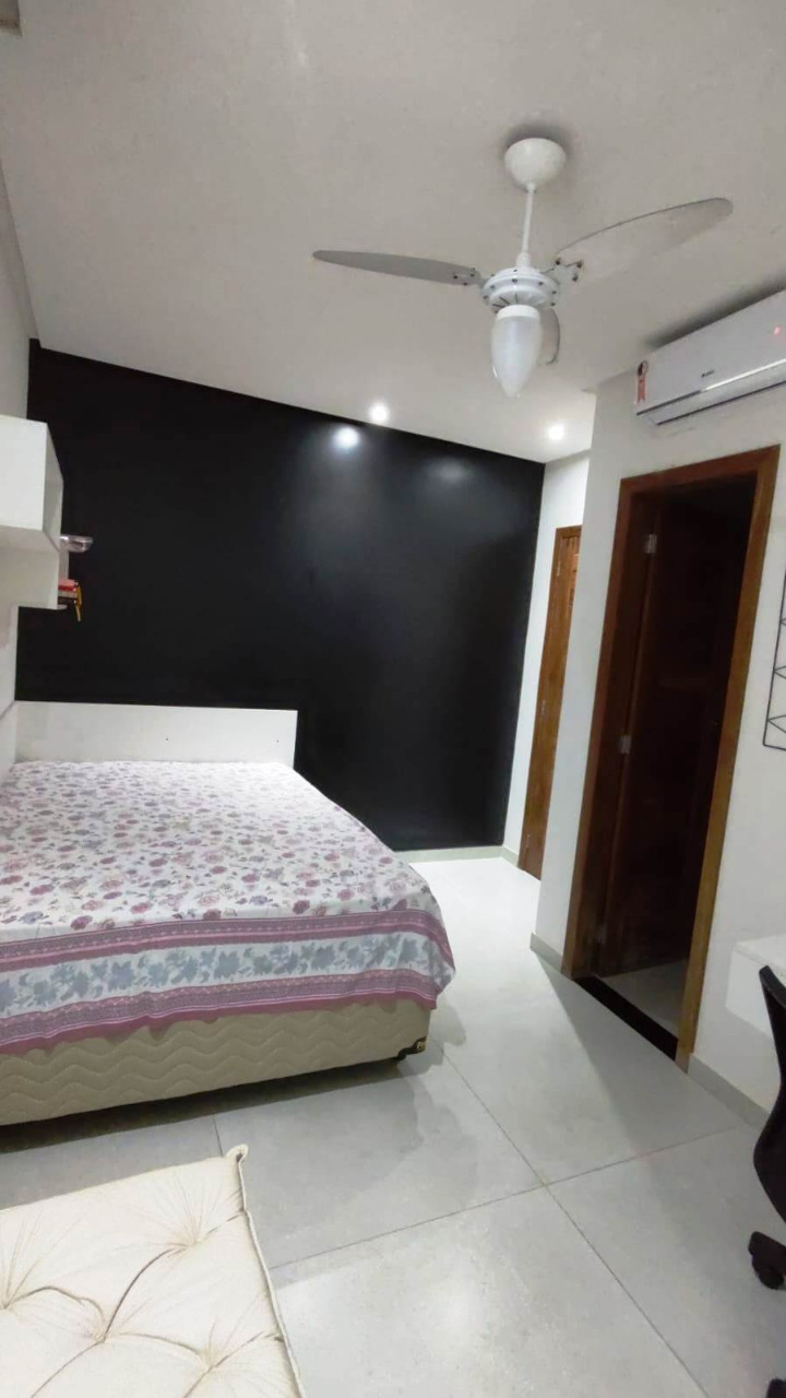 Casa à venda com 4 quartos, 200m² - Foto 18