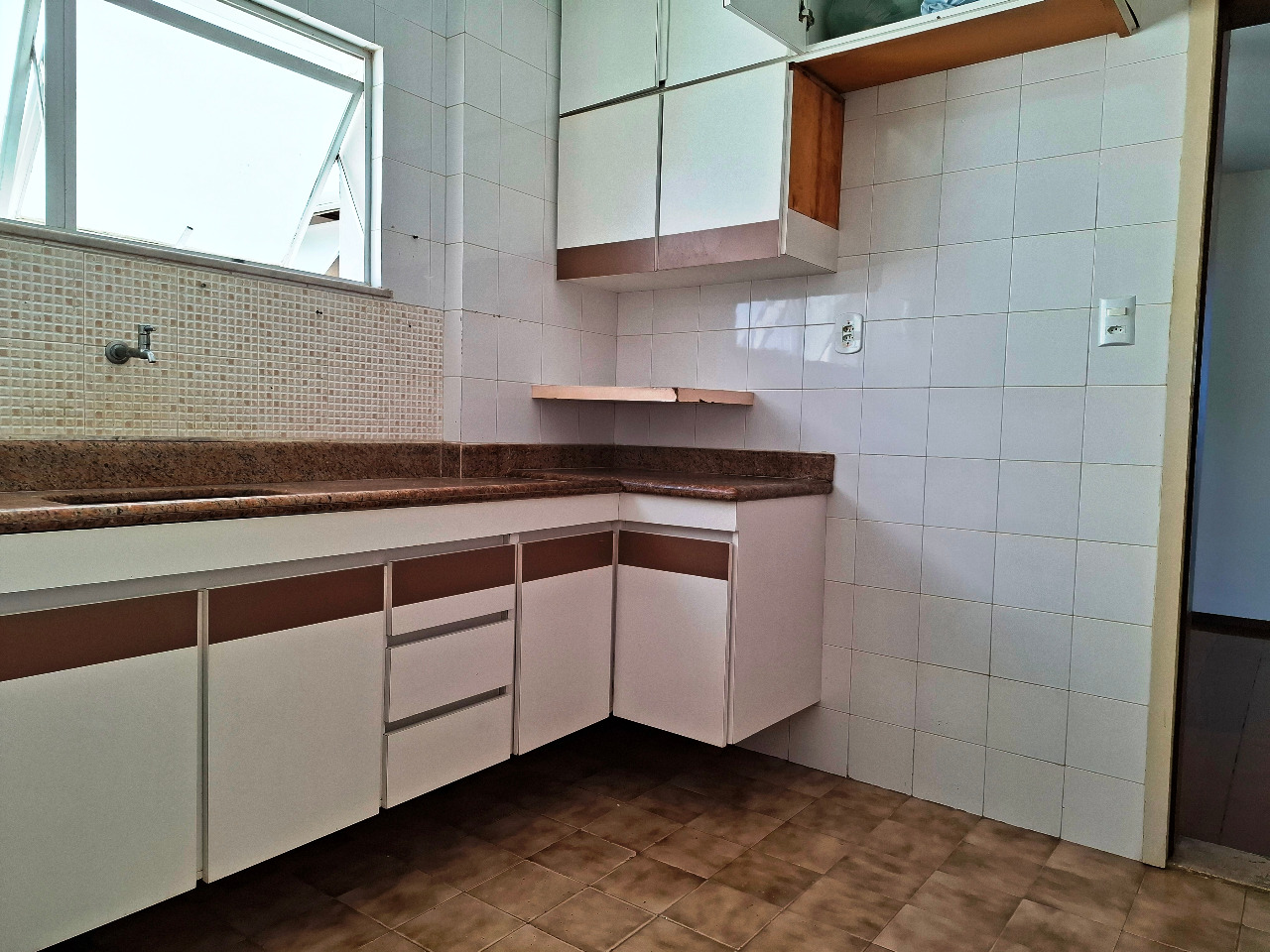 Apartamento à venda com 3 quartos, 120m² - Foto 18