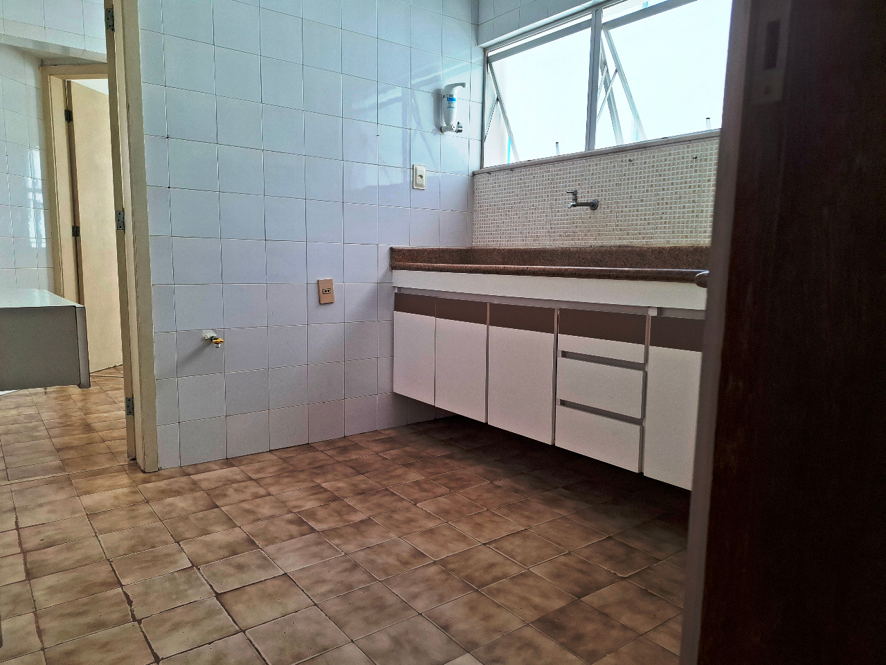 Apartamento à venda com 3 quartos, 120m² - Foto 19