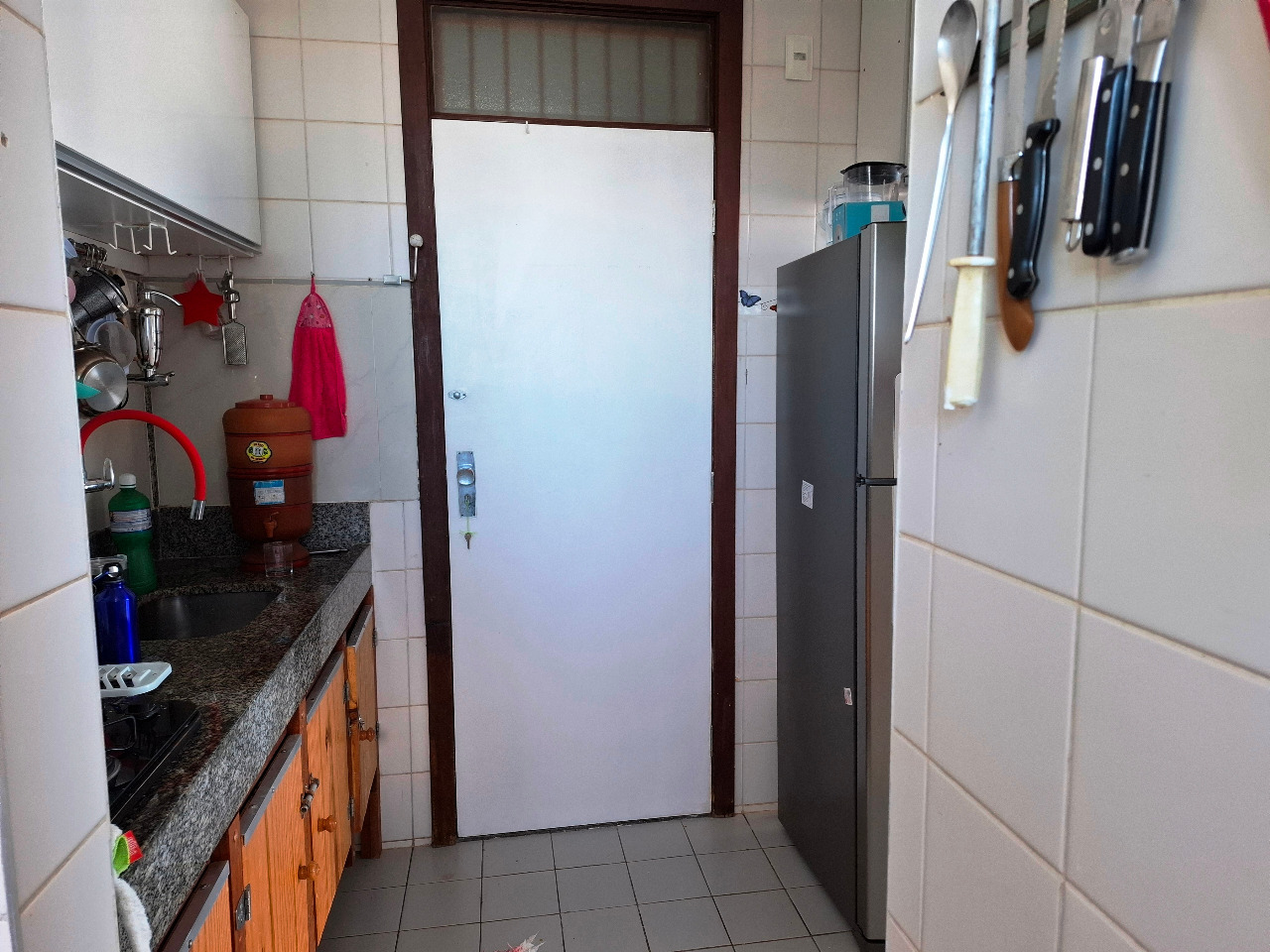 Apartamento à venda com 2 quartos, 65m² - Foto 12