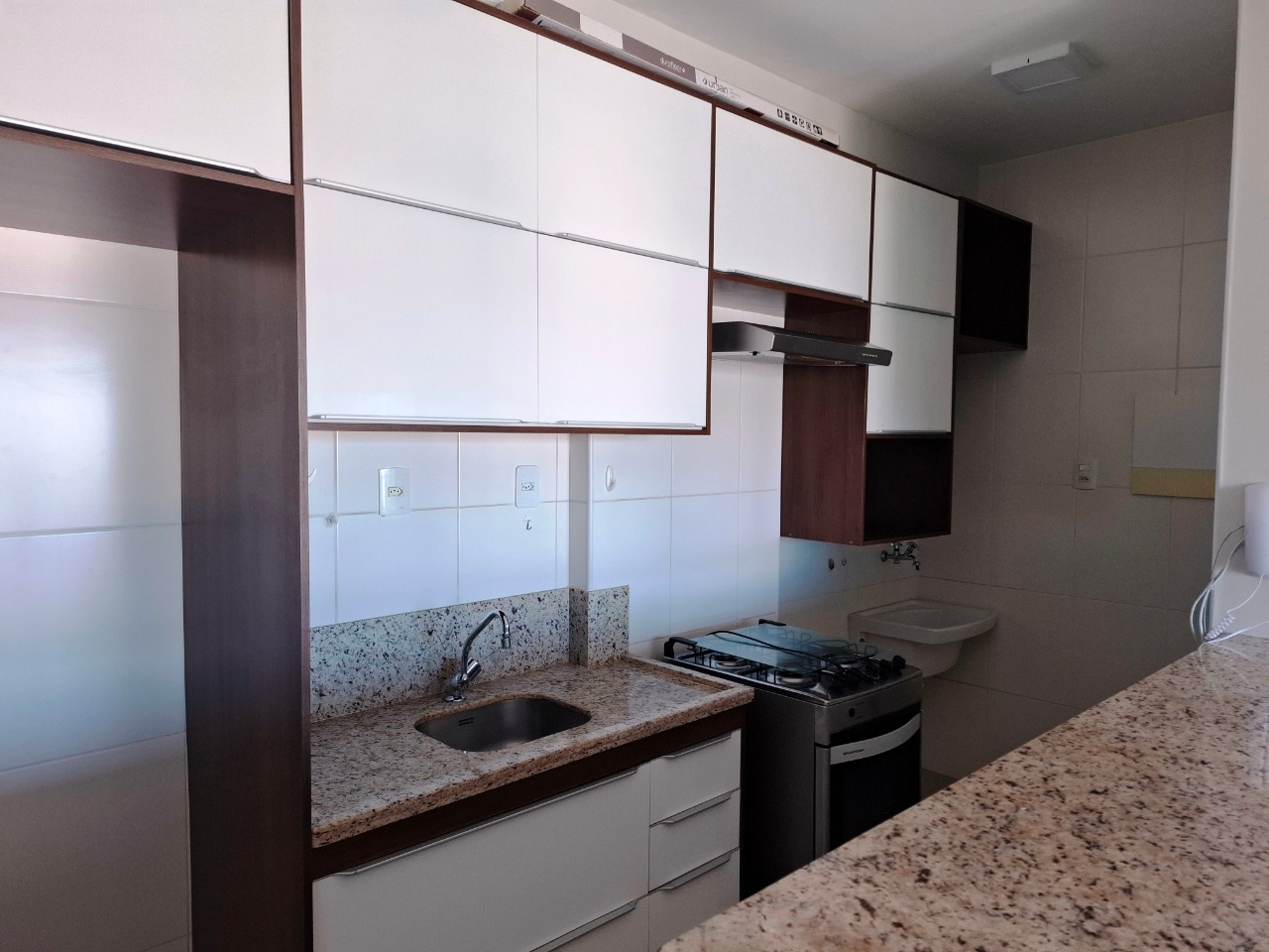 Apartamento para alugar com 1 quarto, 62m² - Foto 11