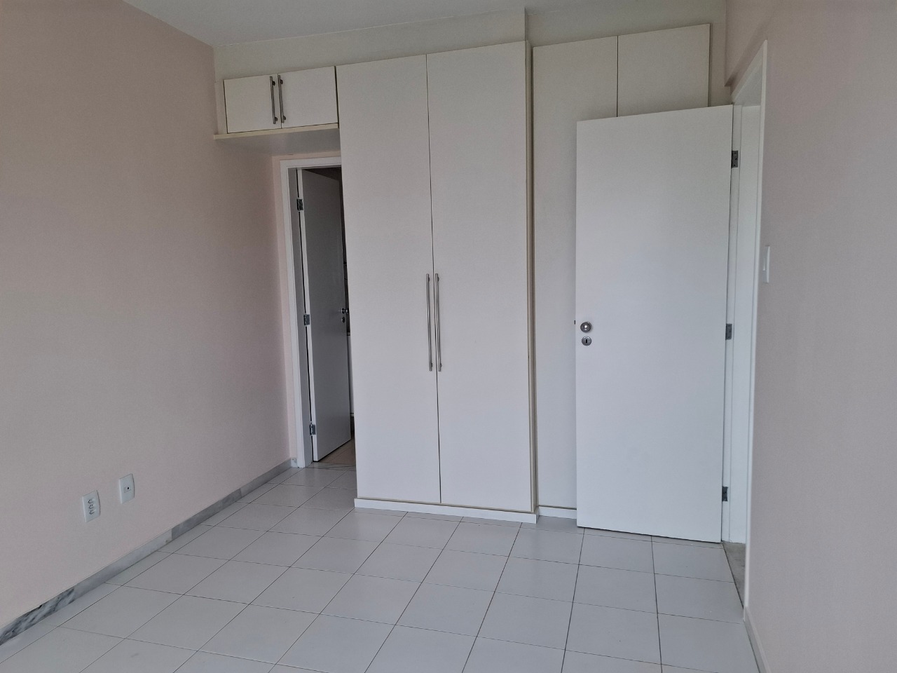 Apartamento para alugar com 2 quartos, 68m² - Foto 19