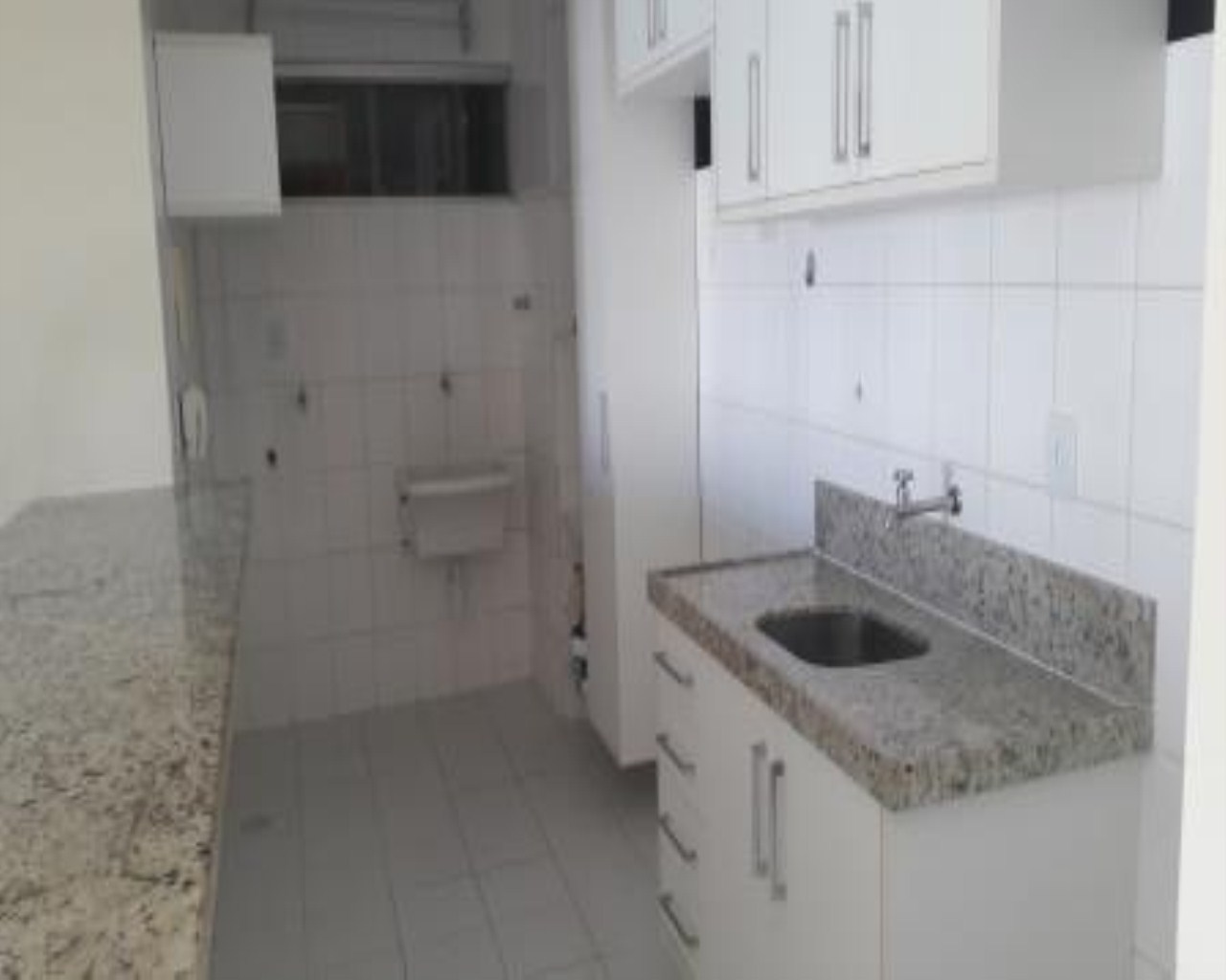 Apartamento para alugar com 2 quartos, 68m² - Foto 19