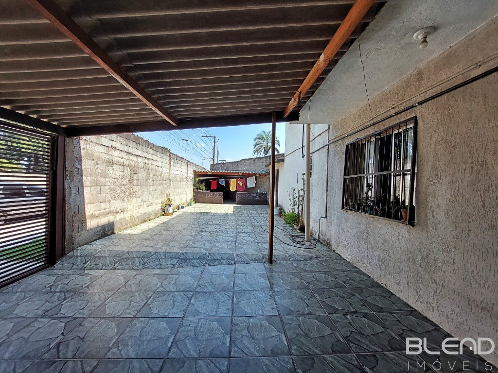 Sobrado à venda com 2 quartos, 209m² - Foto 4