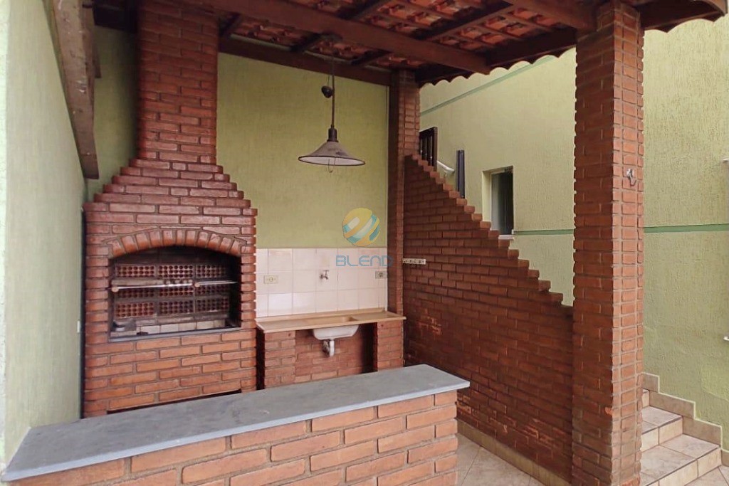 Casa à venda com 3 quartos, 220m² - Foto 26