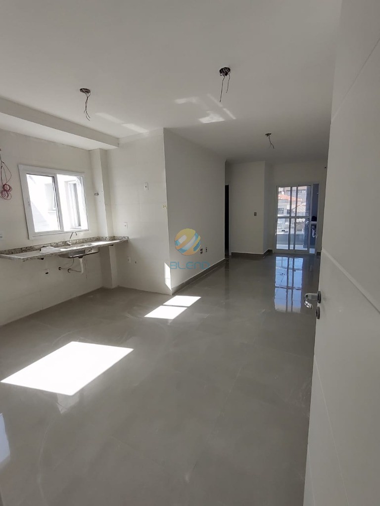 Apartamento à venda com 2 quartos, 68m² - Foto 2