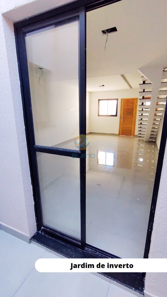 Sobrado à venda com 3 quartos, 130m² - Foto 4