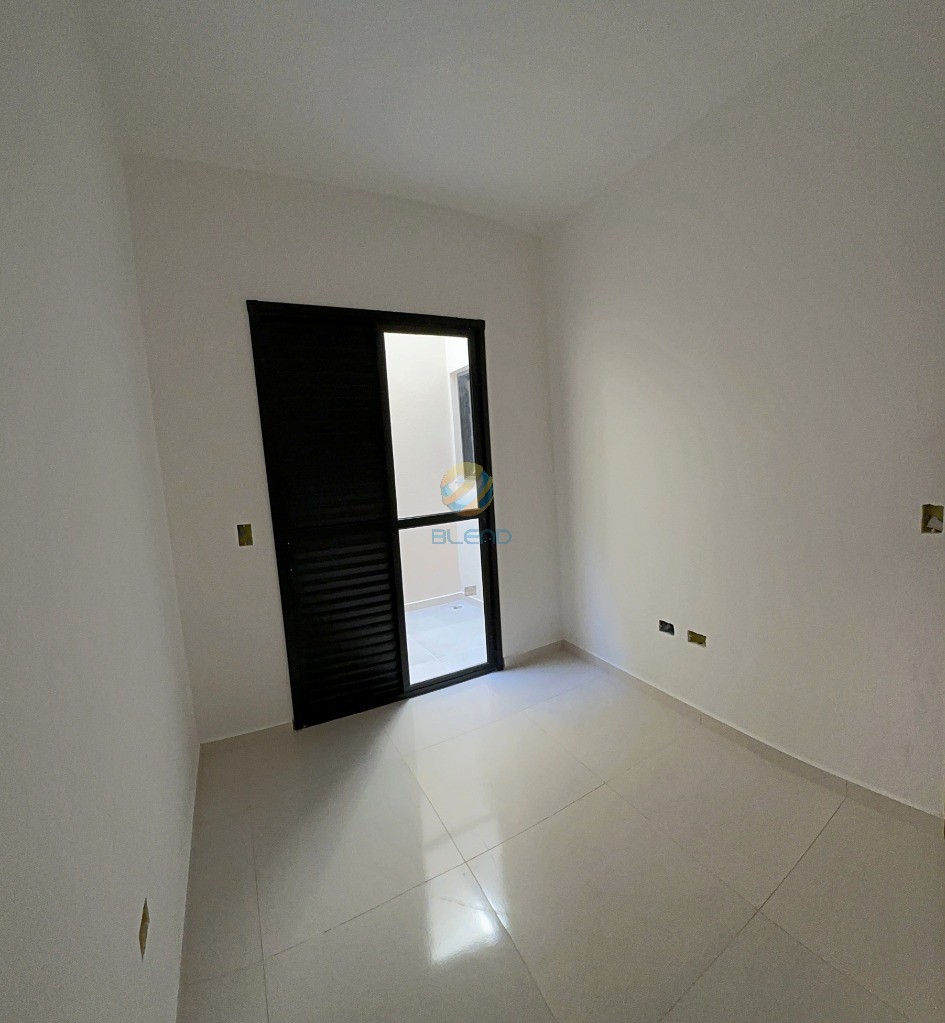 Apartamento à venda com 2 quartos, 44m² - Foto 9