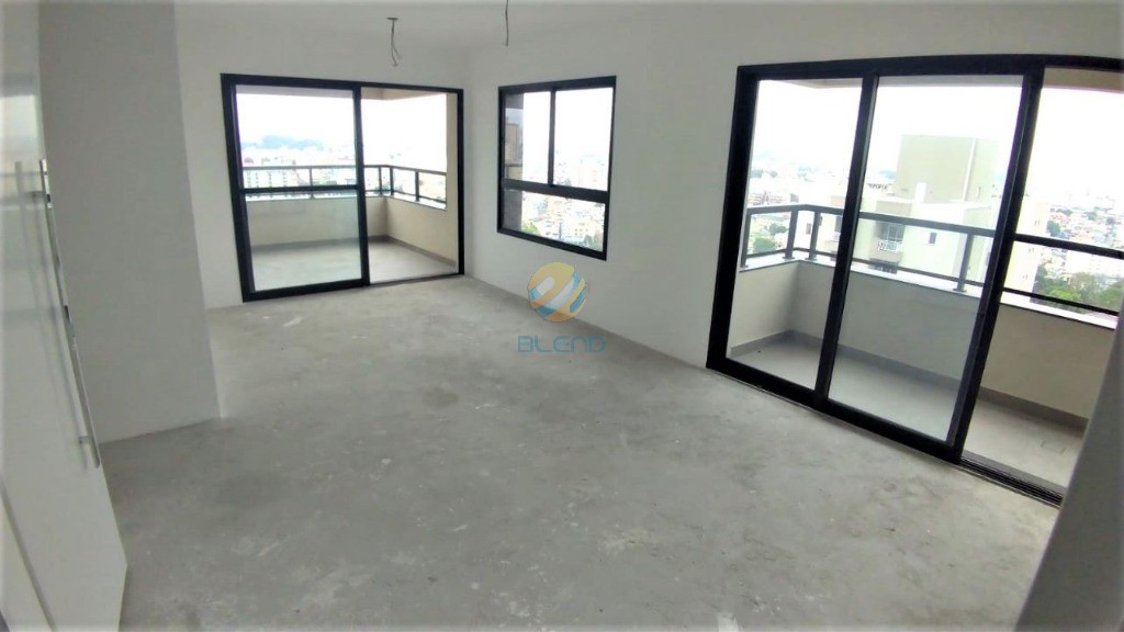 Apartamento à venda com 3 quartos, 162m² - Foto 11