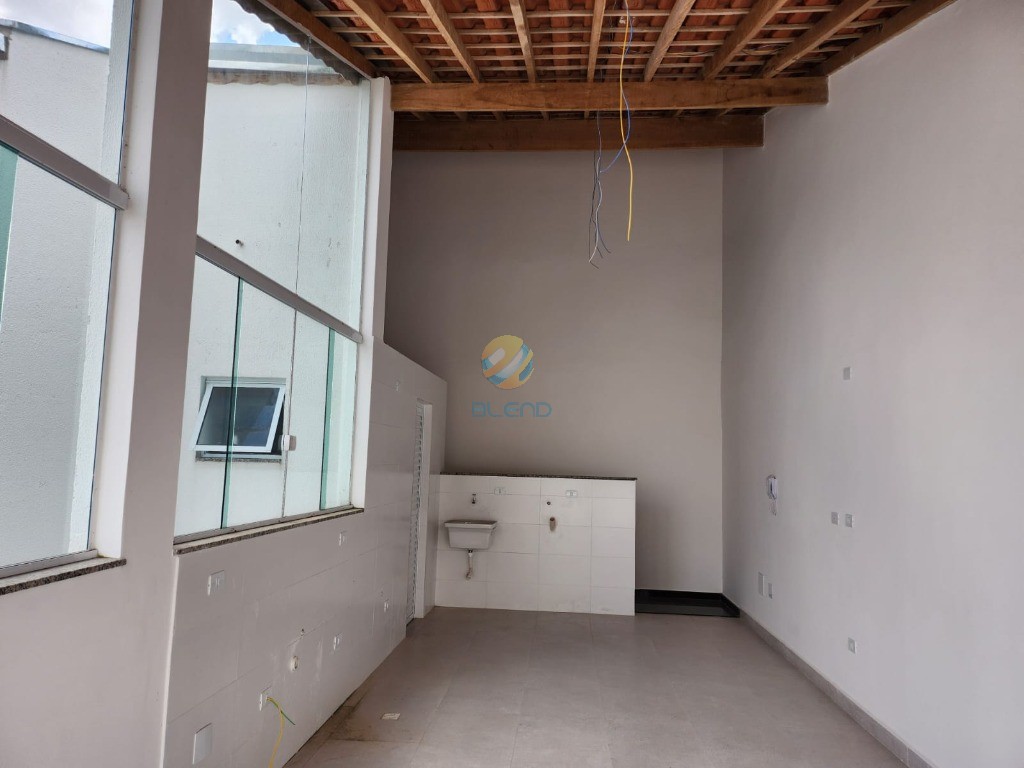 Cobertura à venda com 3 quartos, 144m² - Foto 3