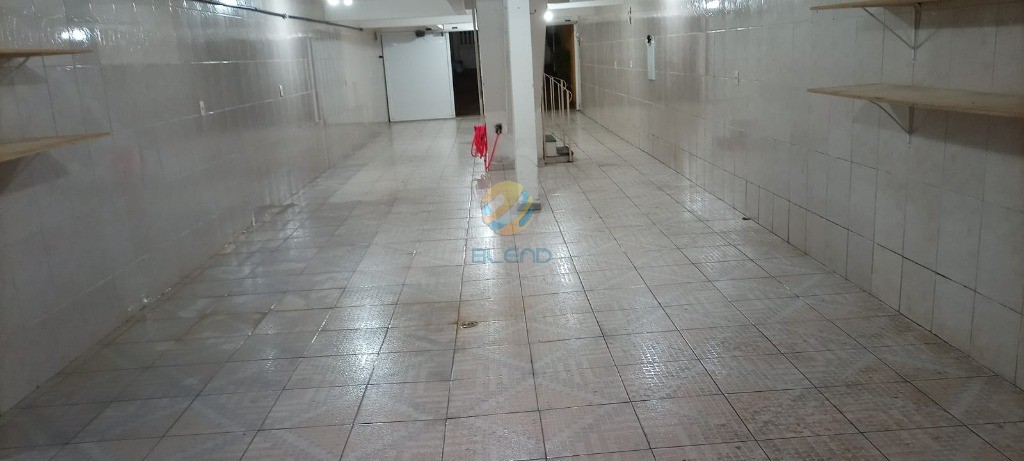 Casa Comercial à venda com 3 quartos, 270m² - Foto 26