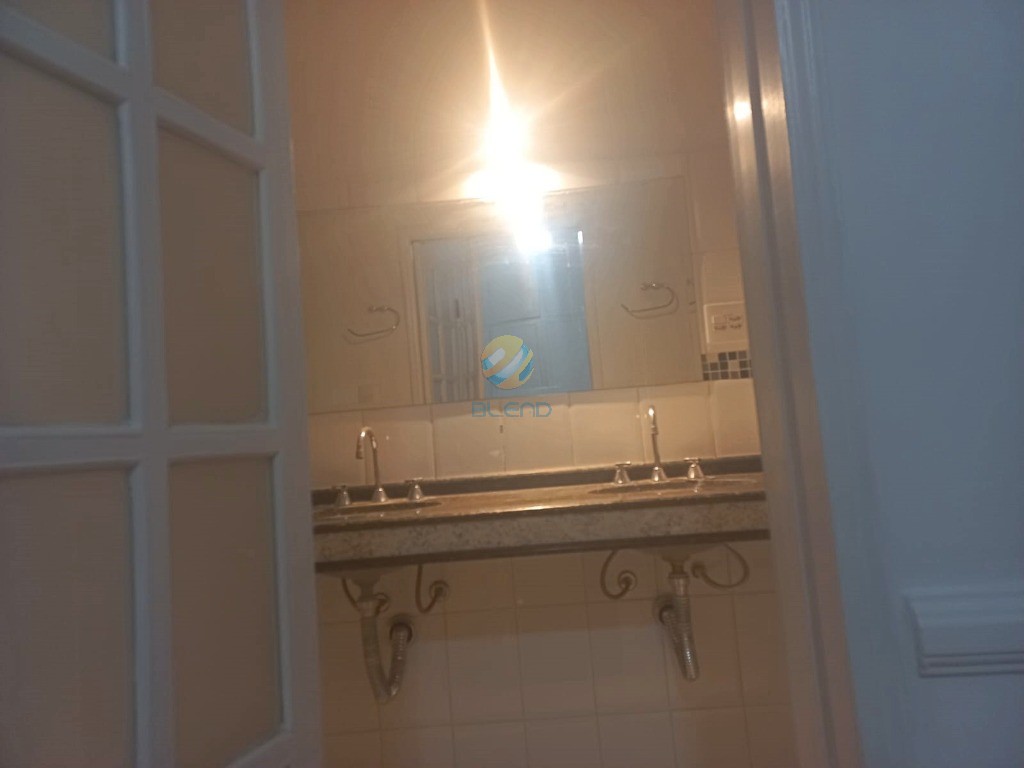 Apartamento à venda com 3 quartos, 170m² - Foto 21