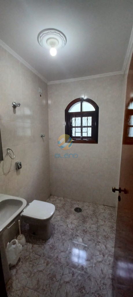 Sobrado à venda com 3 quartos, 274m² - Foto 24