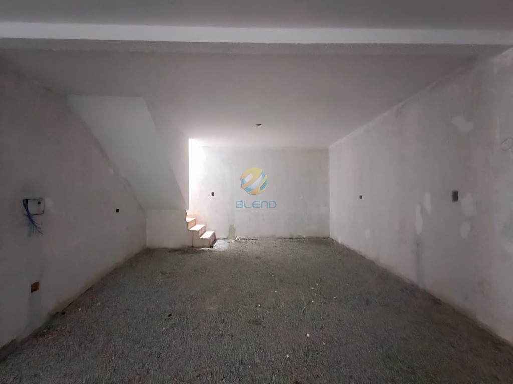 Sobrado à venda com 3 quartos, 143m² - Foto 4