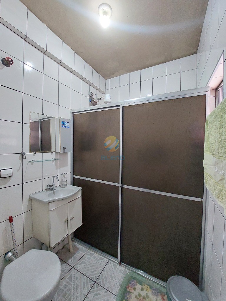 Casa à venda com 2 quartos, 47m² - Foto 12