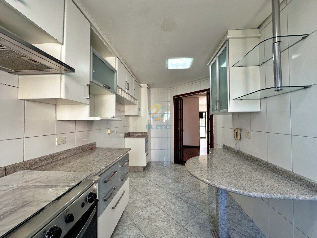 Apartamento para alugar com 3 quartos, 102m² - Foto 18