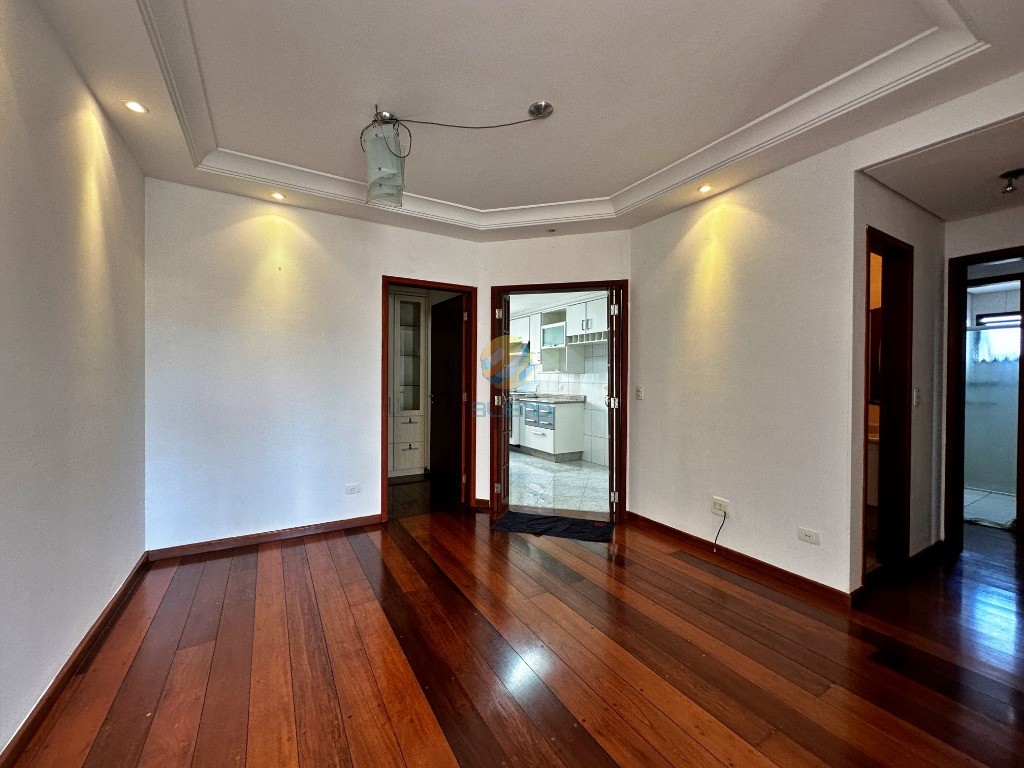 Apartamento para alugar com 3 quartos, 102m² - Foto 6