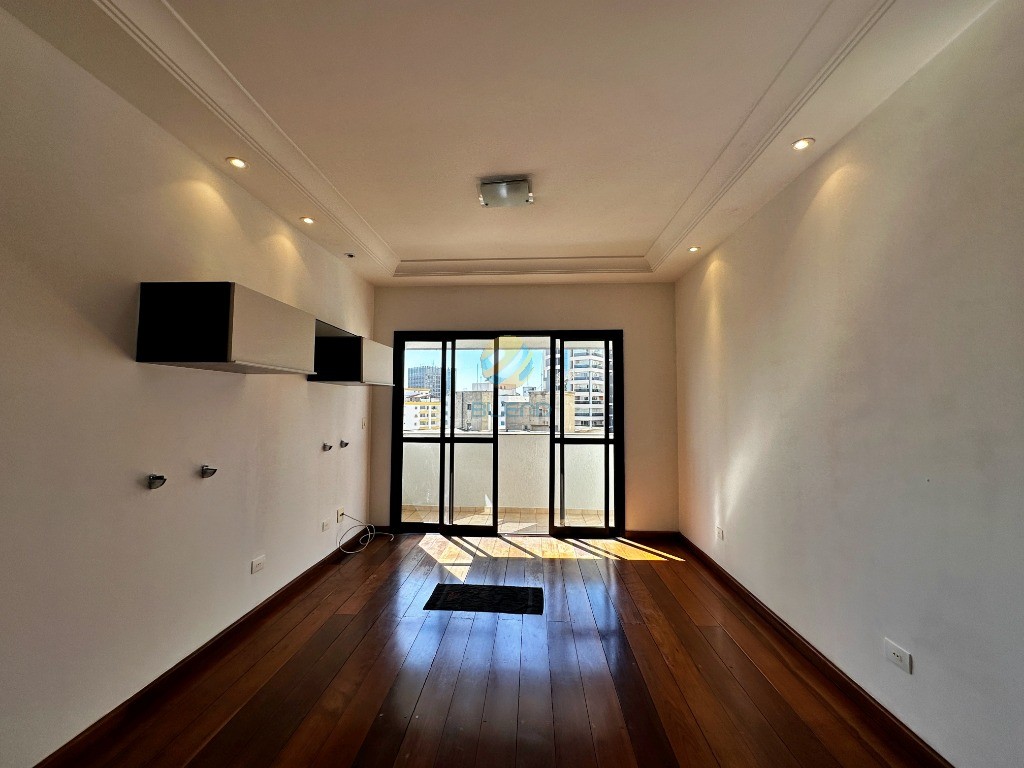 Apartamento para alugar com 3 quartos, 102m² - Foto 1