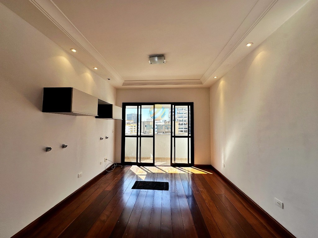 Apartamento para alugar com 3 quartos, 102m² - Foto 10