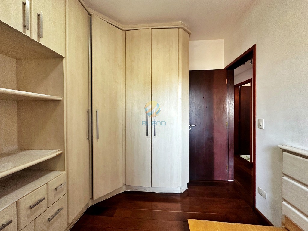 Apartamento para alugar com 3 quartos, 102m² - Foto 27