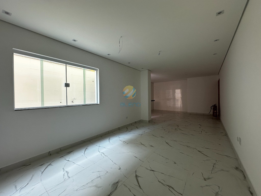 Apartamento à venda com 3 quartos, 107m² - Foto 1