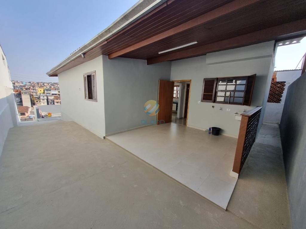 Casa à venda com 3 quartos, 270m² - Foto 8