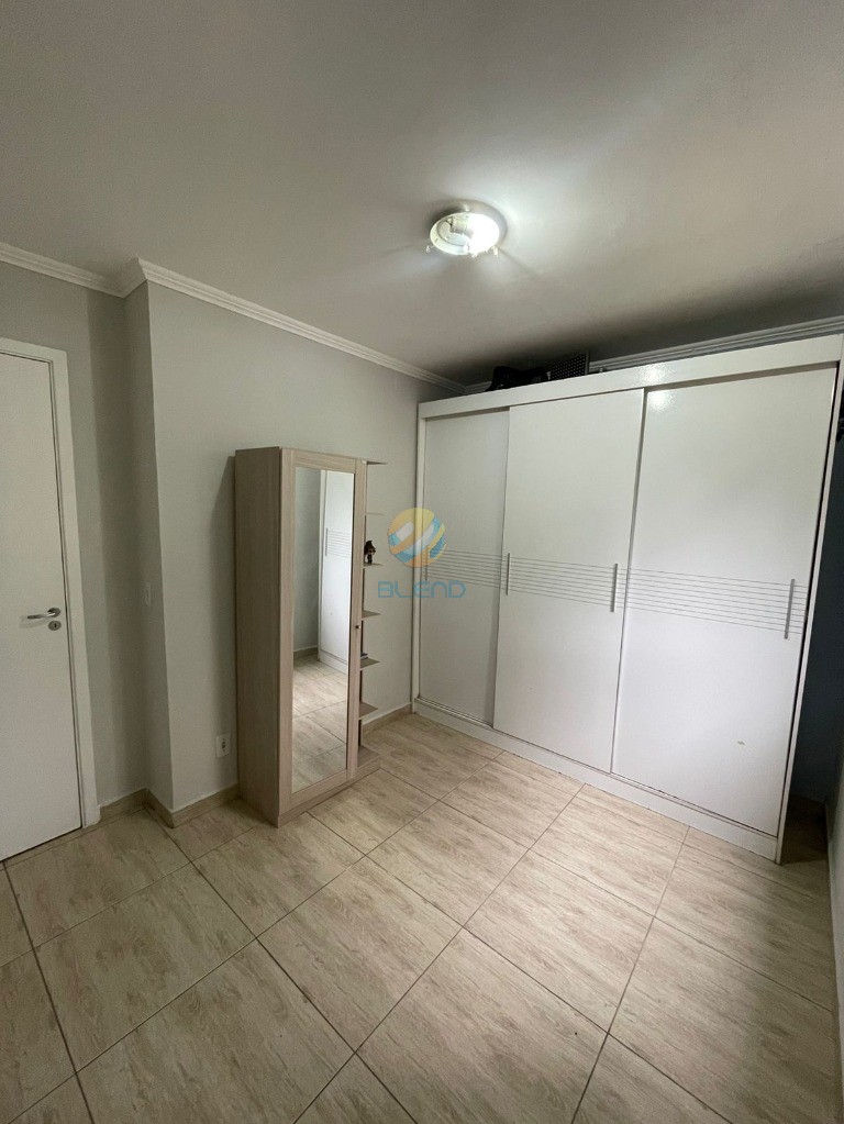 Apartamento à venda com 2 quartos, 45m² - Foto 4