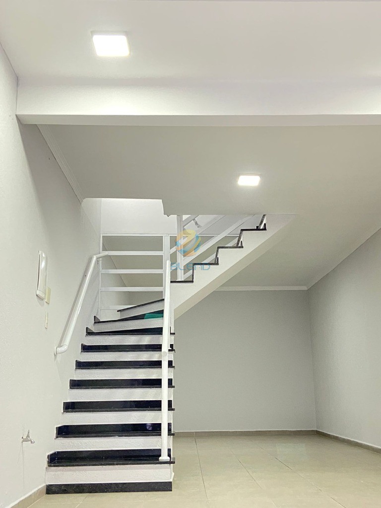 Sobrado à venda com 2 quartos, 86m² - Foto 8