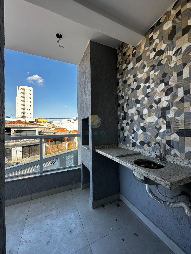 Apartamento à venda com 2 quartos, 70m² - Foto 1