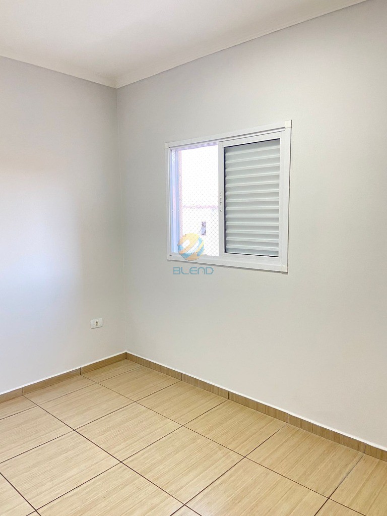 Sobrado à venda com 2 quartos, 86m² - Foto 4