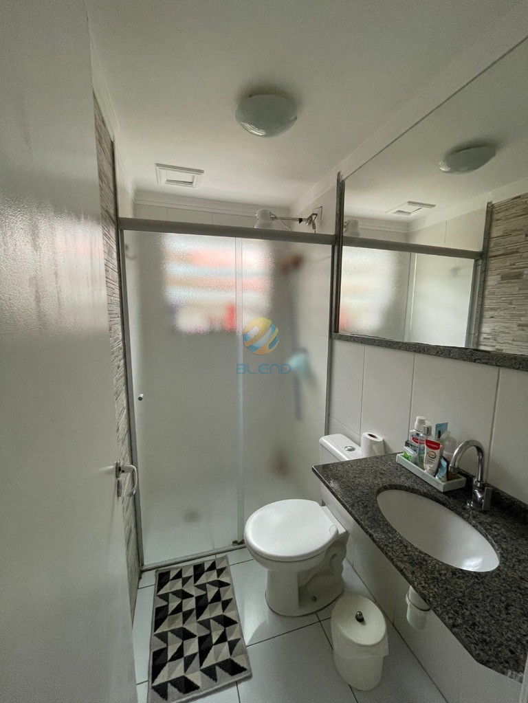 Apartamento à venda com 2 quartos, 45m² - Foto 12