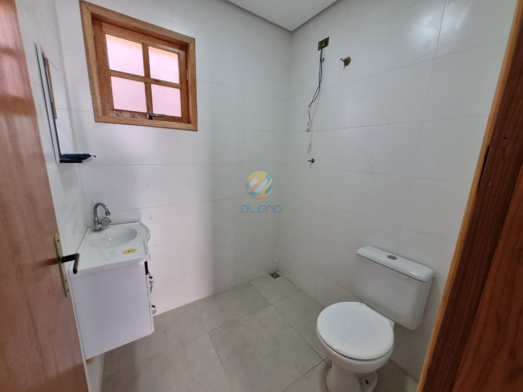 Casa à venda com 3 quartos, 270m² - Foto 11