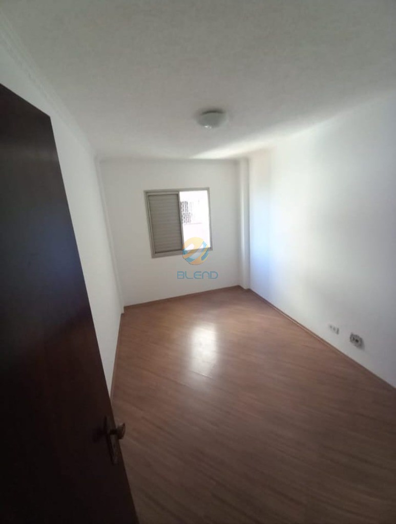 Apartamento à venda com 2 quartos, 70m² - Foto 5